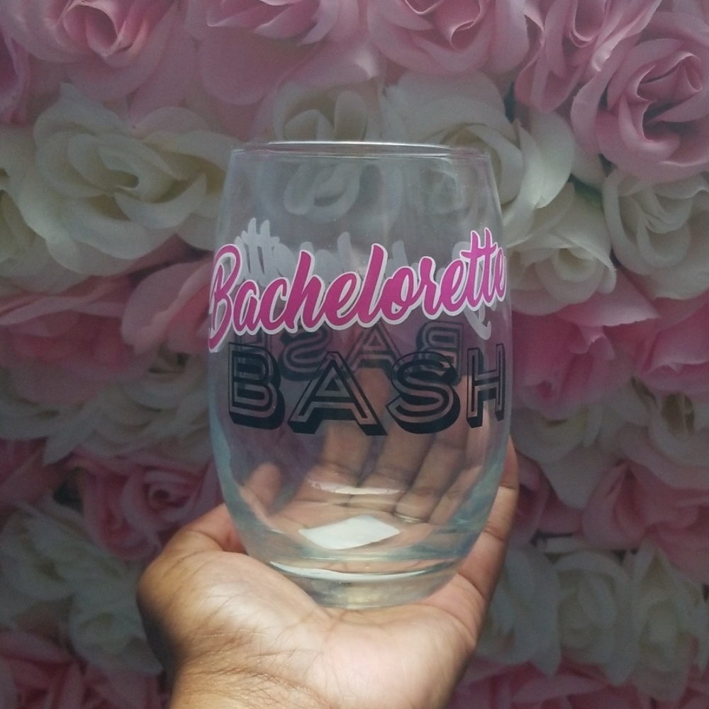bachelorette bash wine glass